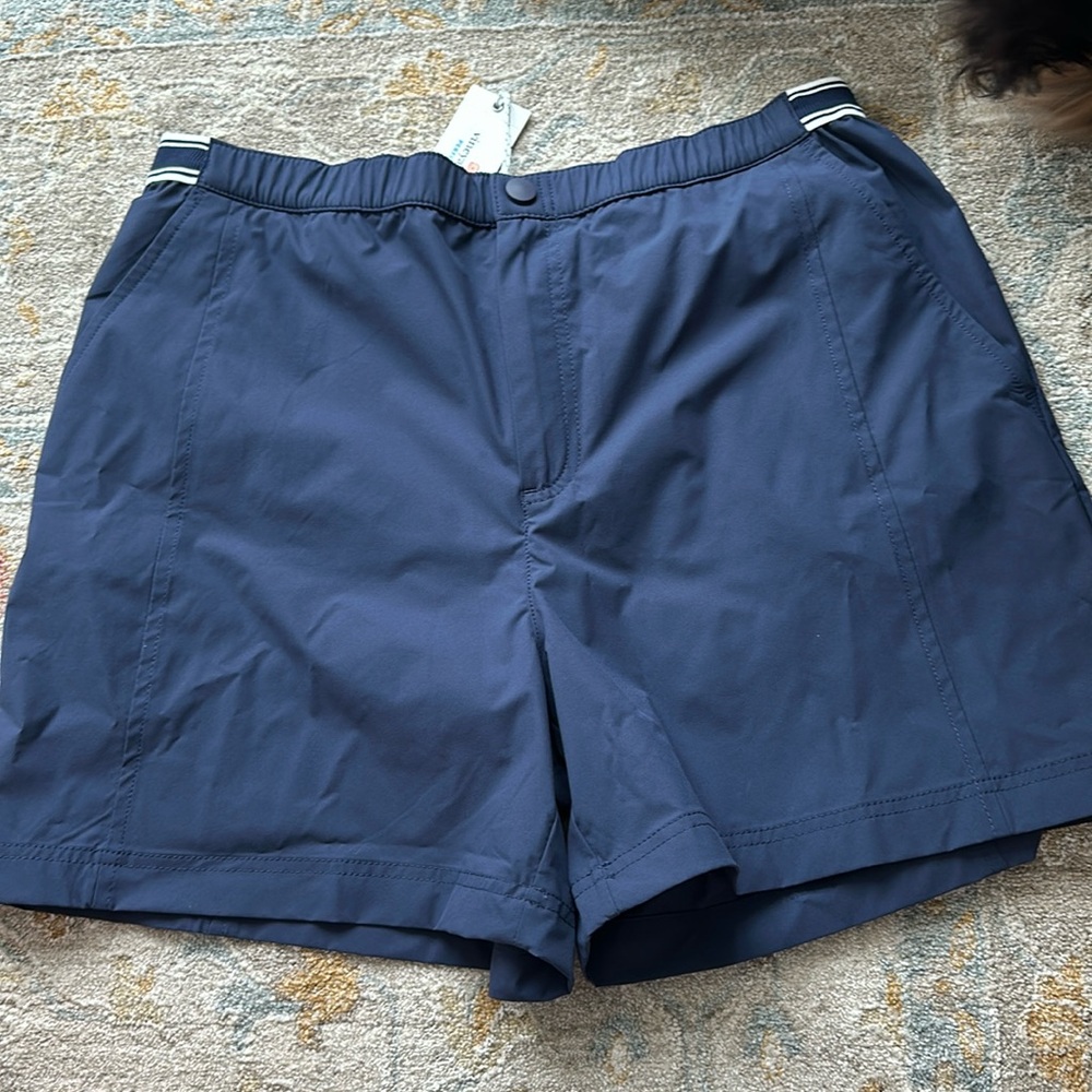 Vineyard vines shorts